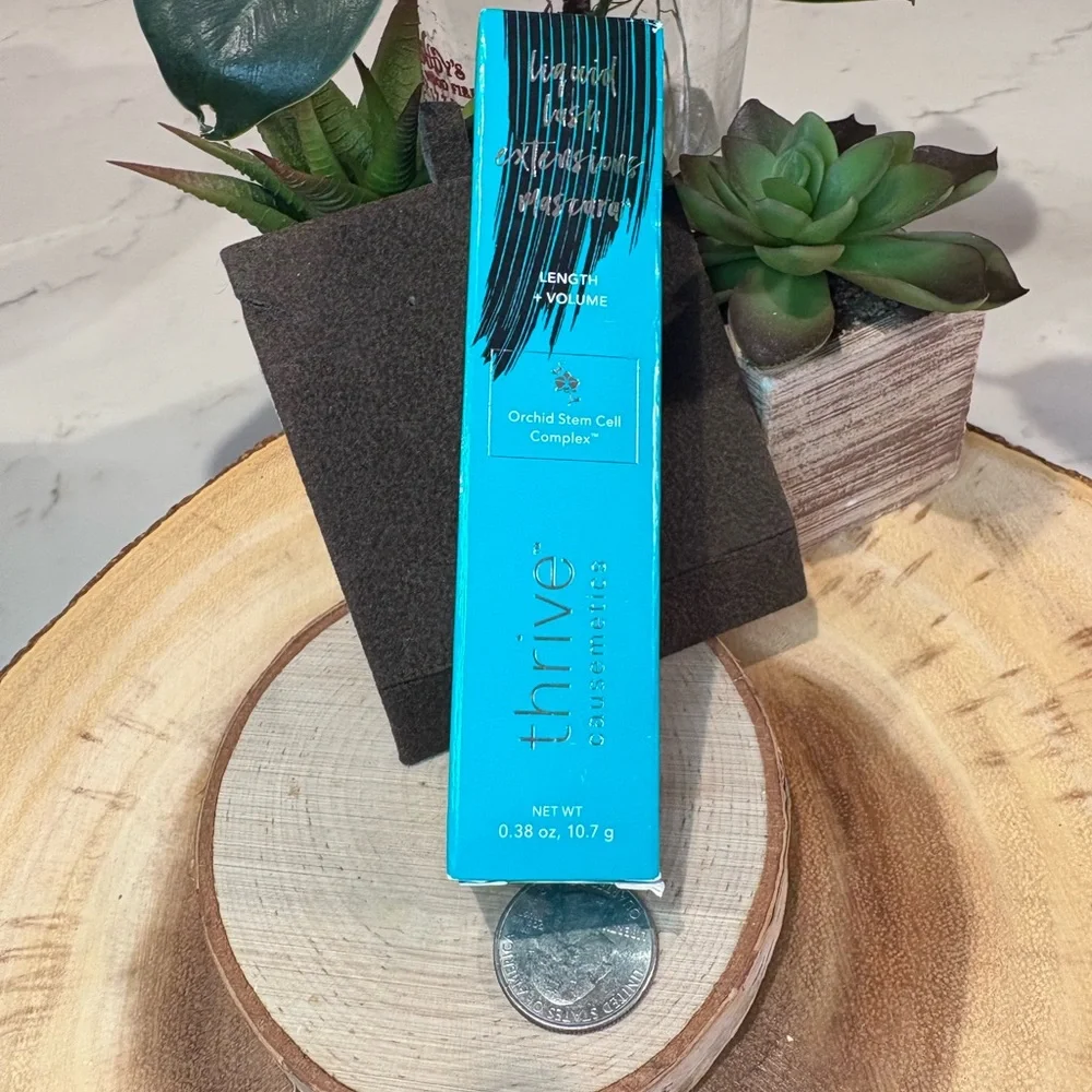 Teal Lengthening Mascara